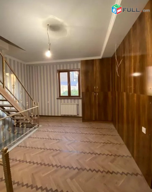 Կոդ FH425  Նորք Մարաշ 2 հարկանի առանձնատուն 250 ք.մ.