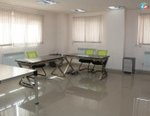 Կոդ FH441  Գրասենյակային տարածք Սայաթ-Նովայի պողոտայում կենտրոնում, 83 ք.մ.