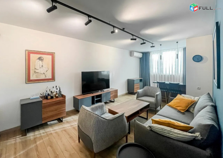 Կոդ FH500  Սարյան փողոց 3 սեն. բնակարան / for rent Saryan st.