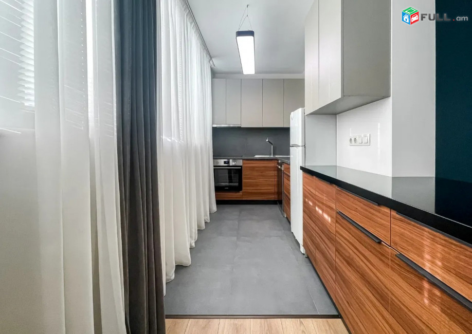 Կոդ FH500  Սարյան փողոց 3 սեն. բնակարան / for rent Saryan st.