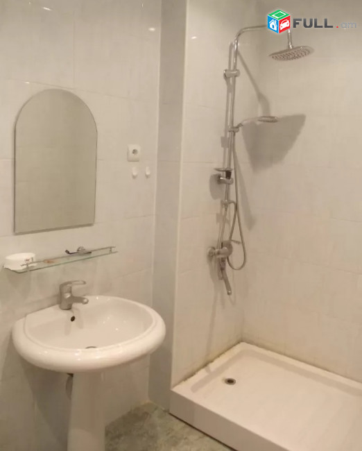Կոդ 270027  Պարույր Սևակ փողոց  4 սեն. բնակարան նորակառույց 