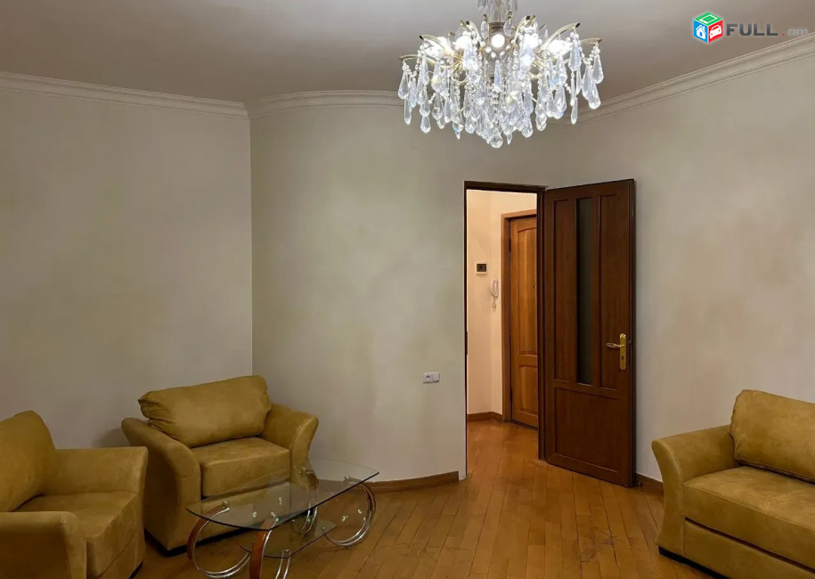Կոդ 270031  Մաշտոցի պողոտա 3 սեն. բնակարան Թումանյան Պուշկին խաչմերուկ