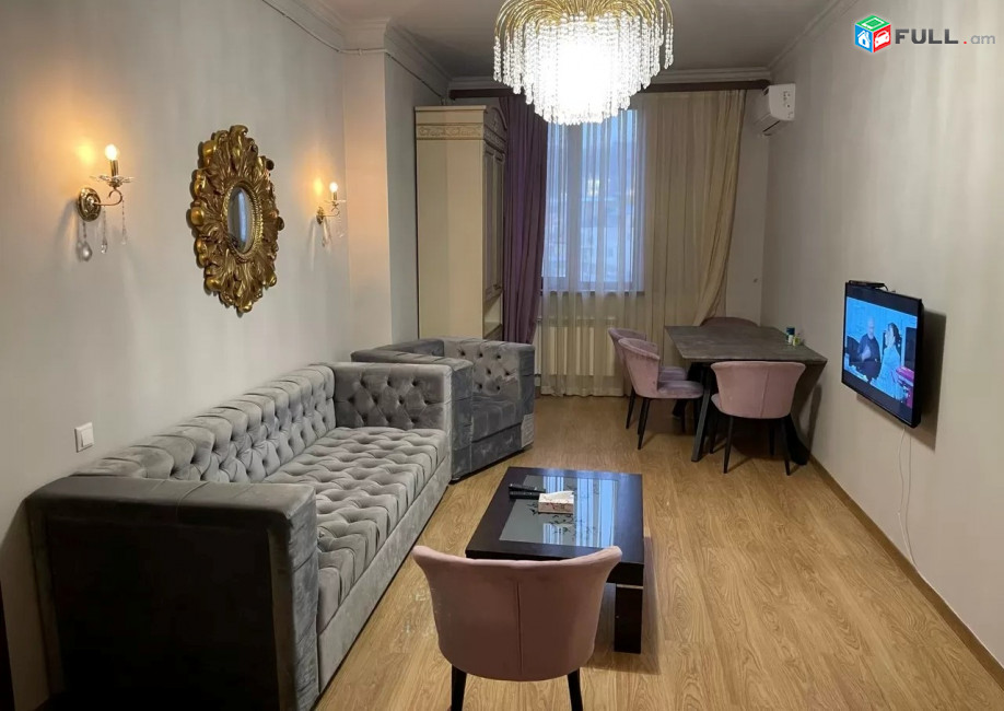 Կոդ 270035  Սայաթ Նովա պողոտա 3 սեն. բնակարան / for rent Sayat Nova st