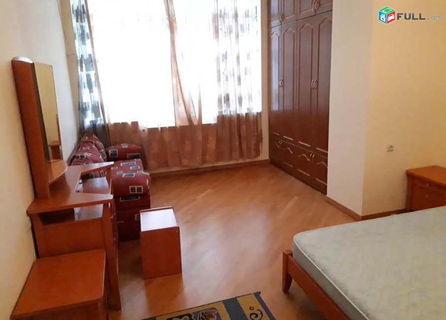Կոդ MM0624  Թամանյան փողոց 3 սեն. բնակարան Կասկադի մոտ / for rent Tamanyan Kaskad