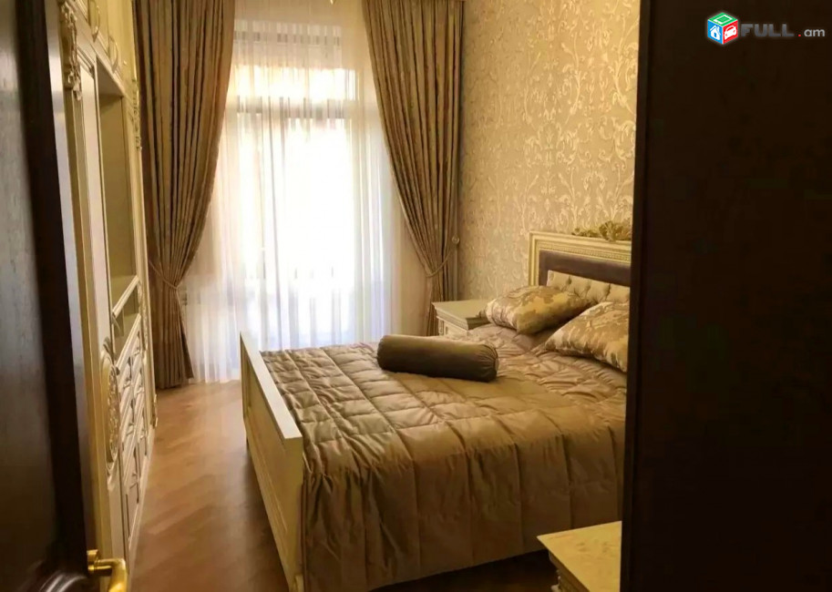 Կոդ MM0630  Չարենց փողոց 3 սեն. բնակարան 