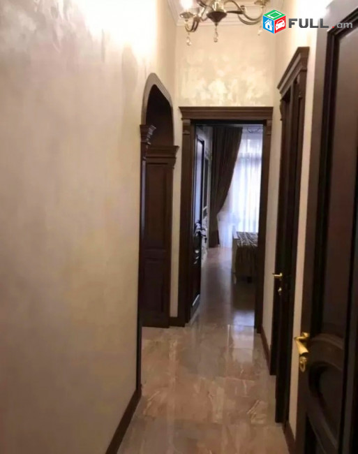 Կոդ MM0630  Չարենց փողոց 3 սեն. բնակարան 