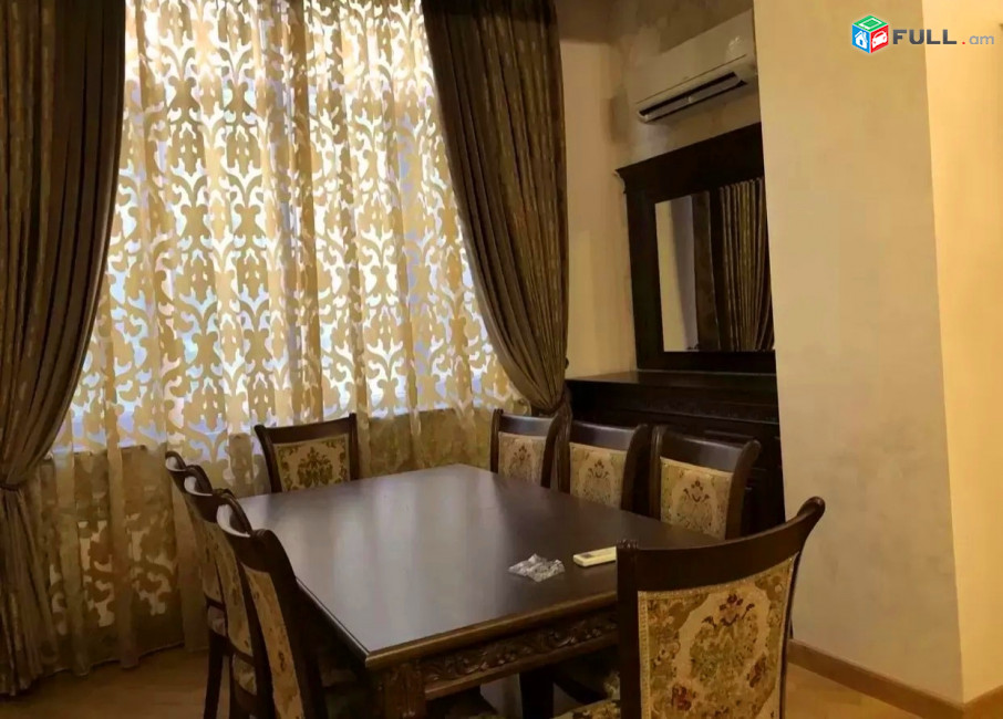 Կոդ MM0630  Չարենց փողոց 3 սեն. բնակարան 