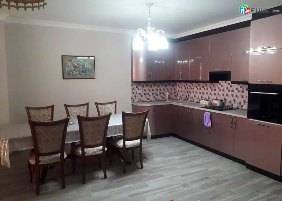 Կոդ MM0682  Արամի փողոց 3 սեն. բնակարան / for rent Arami st.