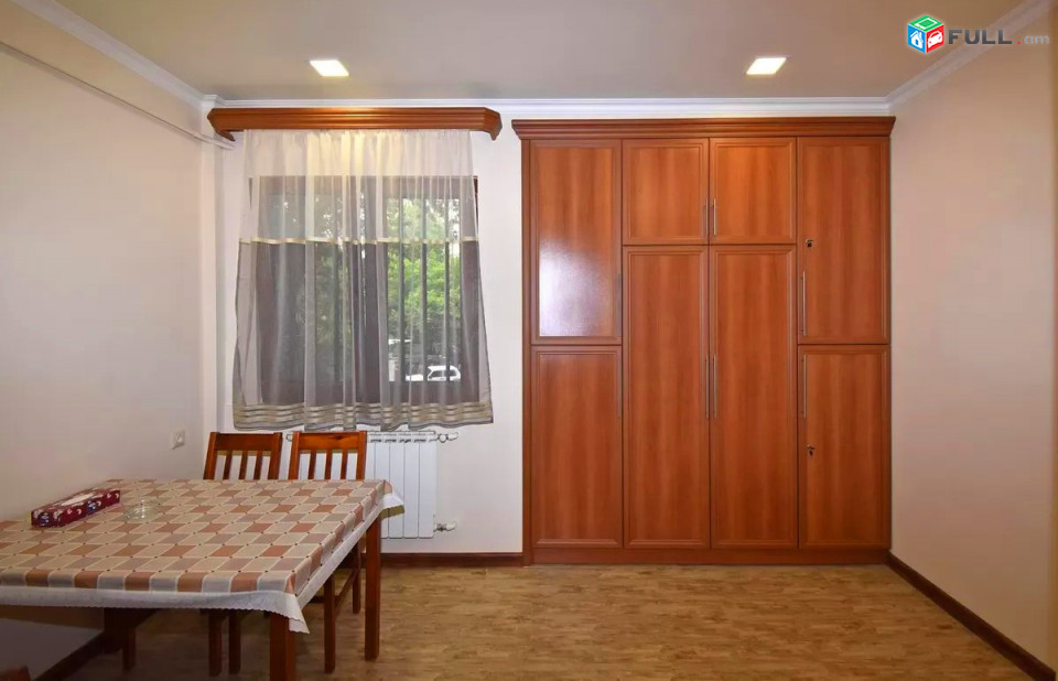 Կոդ MM0800  Նալբանդյան փողոց 2 սեն. բնակարան / for rent Nalbanyan st.