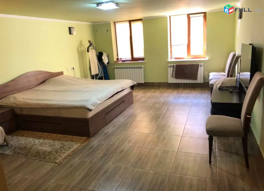 Կոդ MM0817  Գրիբոյեդով փողոց մեկ հարկանի տուն 188 քմ