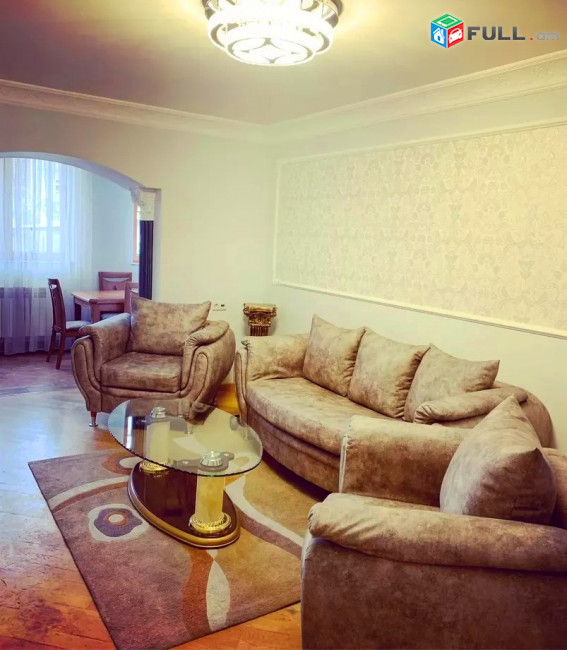 Կոդ V0168  Զաքյան փողոց 3 սեն. բնակարան 