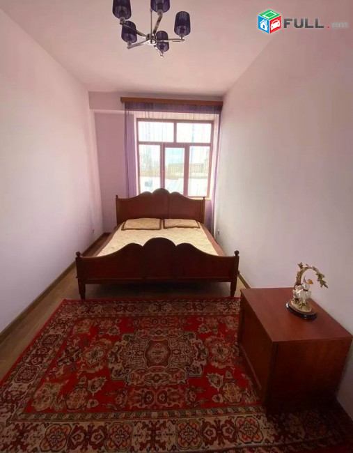 Կոդ V01126  Նար Դոս փողոց  3 սեն. բնակարան
