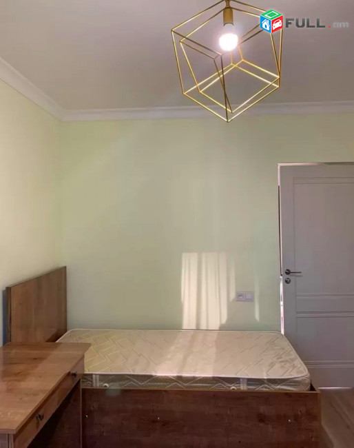 Կոդ V01175  Երվանդ Քոչար փողոց 4 սեն. բնակարան