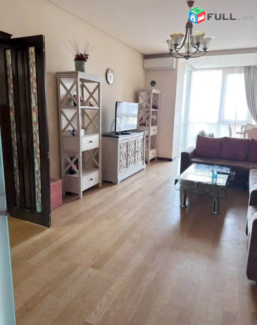 Կոդ 270094  Նաիրի Զարյան նորակառույց 3 սեն. բնակարան