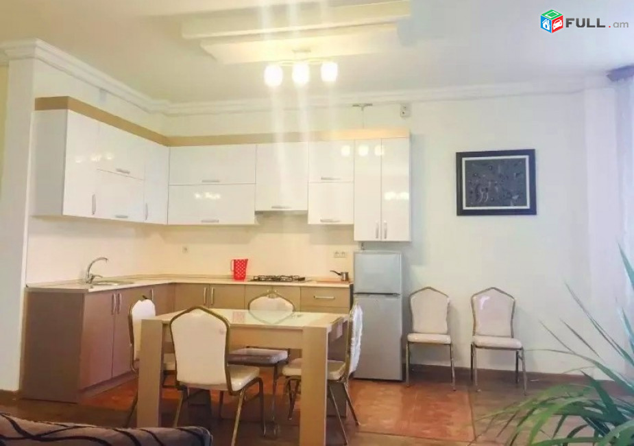 Կոդ V01271  Ձորափ նորակառույց 3 սեն. բնակարան 