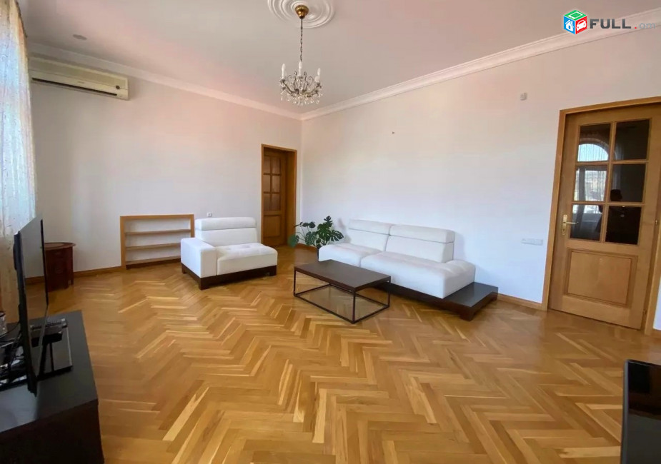 Կոդ V01310  Թումանյան փողոց 3 սեն. բնակարան 