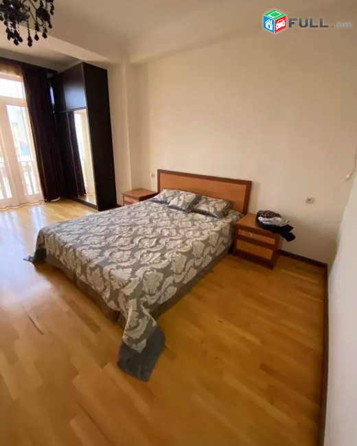 Կոդ V01356  Հրաչյա Քոչար փողոց 3 սեն. բն նորակառույց 