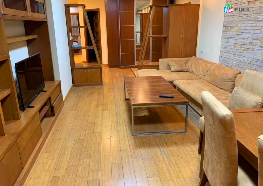 Կոդ V01420  Մոսկովյան փողոց 3 սեն. բնակարան 