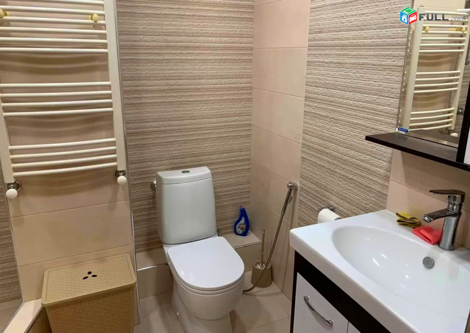 Կոդ V01420  Մոսկովյան փողոց 3 սեն. բնակարան 