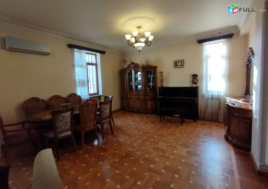 Կոդ 2700268  Երկու հարկանի քարե տուն, Նոյ թաղամաս Աջափնյակում, 250 ք.մ