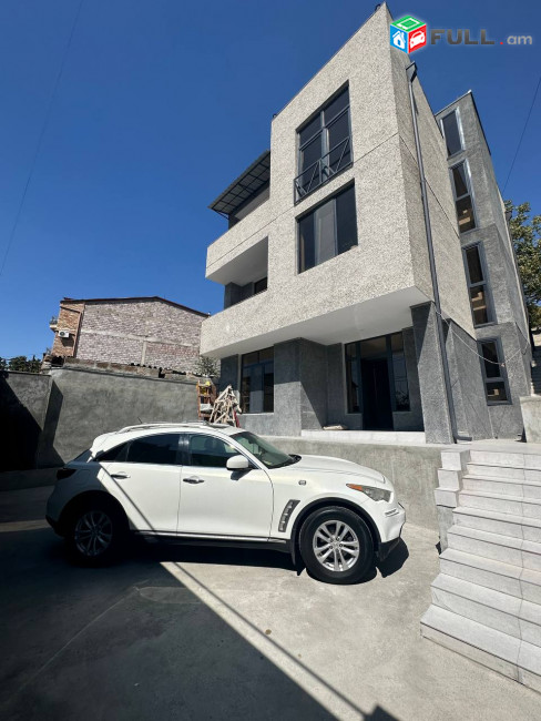 Կոդ 2700541  Այգեձոր փողոց 3 հարկանի շինություն 209 քմ. 