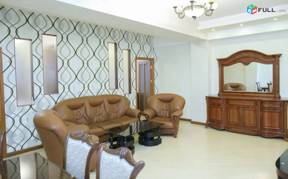 Կոդ 005515  Մաշտոցի պողոտա 3 սեն. բնակարան