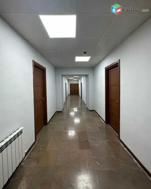 Կոդ 005528  Գրասենյակային տարածք Մովսես Խորենացու փողոցում կենտրոնում, 277 ք.մ.