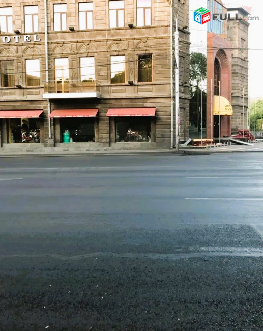 Կոդ 005526  Բազմաֆունկցիոնալ գույք Գրիգոր Լուսավորչի փողոցում կենտրոնում, 400 ք.մ.