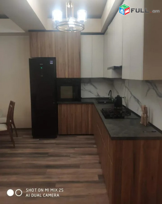 Կոդ 005541  Անաստաս Միկոյան փողոց 3 սեն. բնակարան նորակառույց 