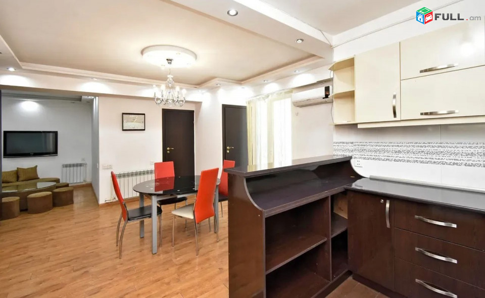 Կոդ 005580  Մաշտոցի պողոտա 3 սեն. բնակարան