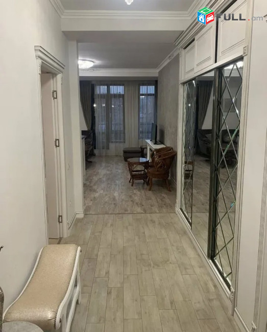 Կոդ 005587  Սայաթ Նովա պողոտա 3 սեն. բնակարան
