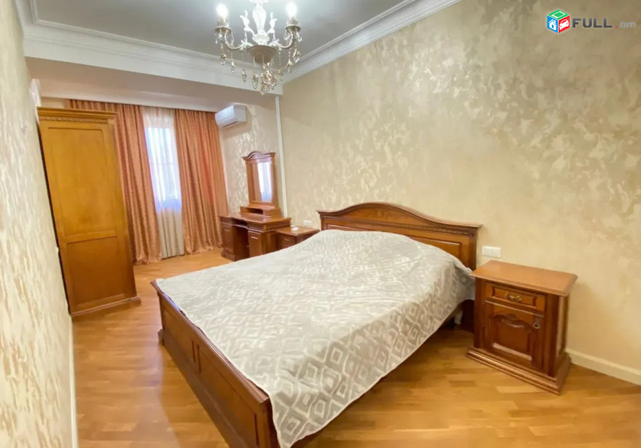 Կոդ 005592  Ամիրյան նորակառույց 3 սեն. բնակարան