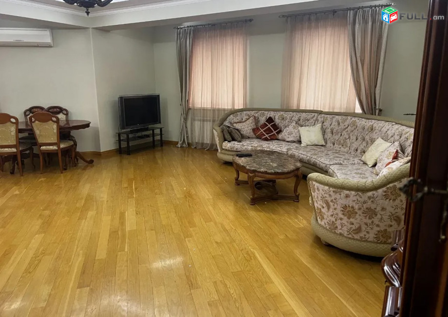 Կոդ 005595  Չայկովսկու փողոց  3 սեն. բնակարան նորակառույց 