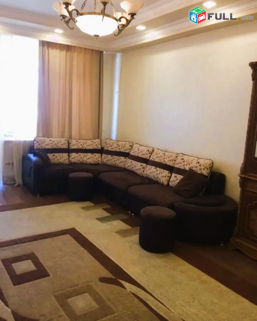 Կոդ 0055107  Ծիծեռնակաբերդի խճ 3 սեն. բնակարան