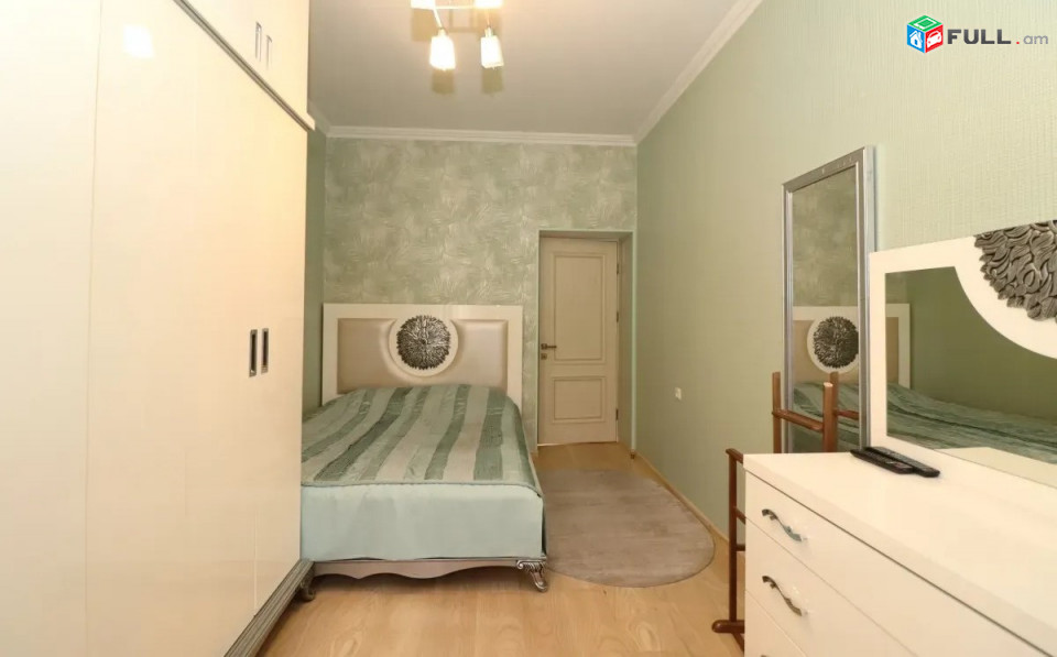 Կոդ 0055110  Սարայան փողոց 4 սեն. բնակարան