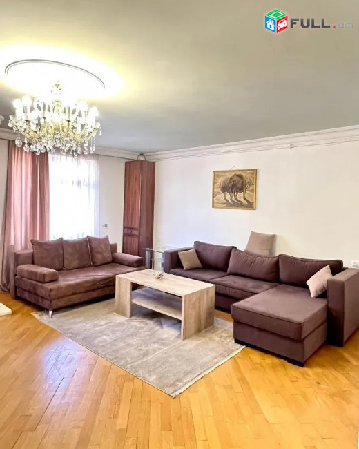 Կոդ 0055116  Մաշտոցի պողոտա 3 սեն. բնակարան