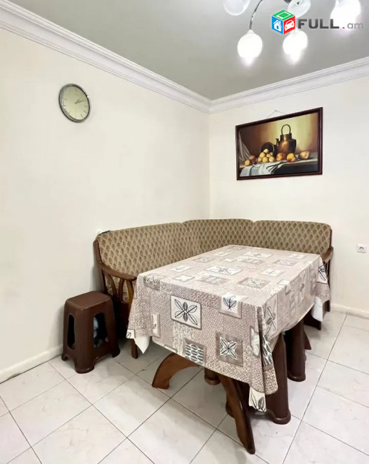 Կոդ 0055116  Մաշտոցի պողոտա 3 սեն. բնակարան