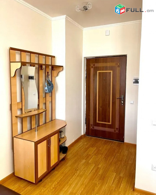 Կոդ 0055138  Գրիբոյեդով նորակառույց 3 սեն. բնակարան 