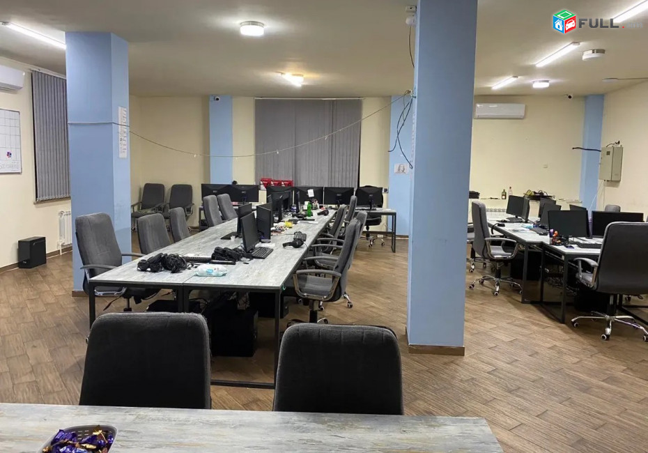 Կոդ 0055232  Բազմաֆունկցիոնալ գույք Նար-Դոսի փողոցում կենտրոնում, 220 ք.մ.