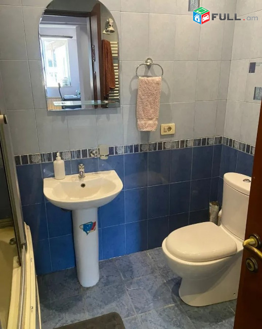 Կոդ 0055241  Դեղատան փողոց 4 սեն. բնակարան