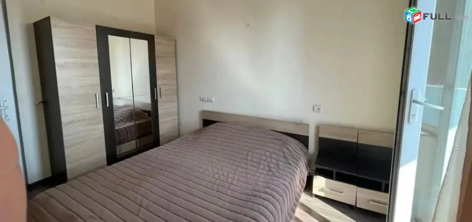 Կոդ 0055260  Արամ Խաչատրյան փողոց 3 սեն. բնակարան