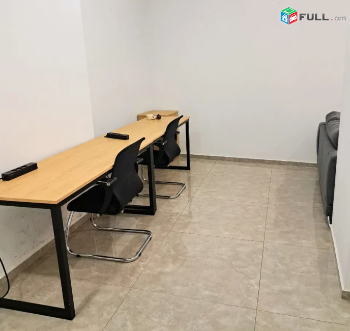 Կոդ 0055275  Գրասենյակային տարածք Ձորափի փողոցում կենտրոնում, 55 ք.մ.