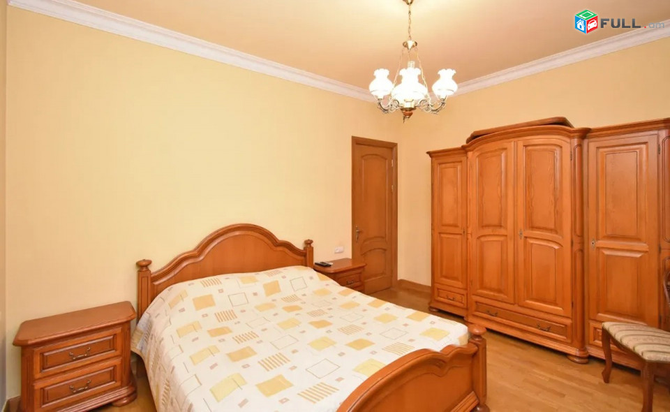 Կոդ 0055300  Տերյան փողոց 3 սեն. բնակարան Օպերայի և Բալետի Թատրոնի հարեվանությամբ