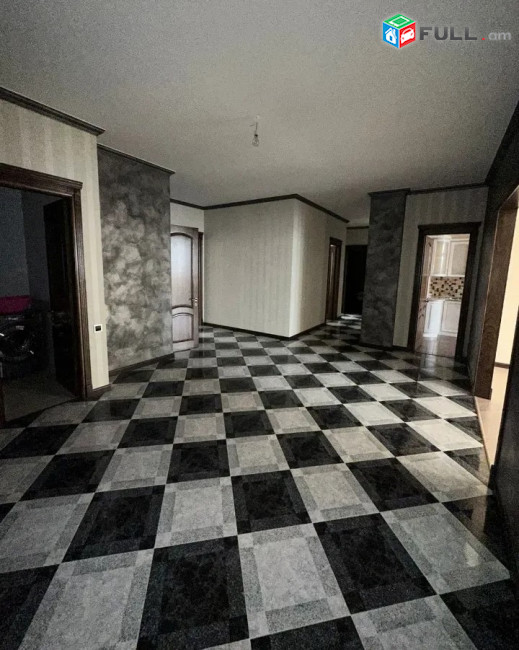 Կոդ 0055318  Ռոստոմի փողոց նորակառույց 5 սեն. բնակարան
