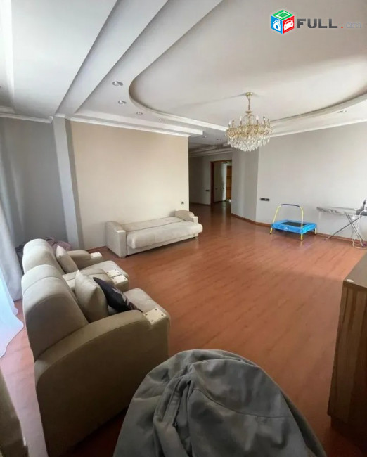 Կոդ 0055328  Աբովյան փողոց նորակառույց 4 սեն. բնակարան