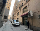 Կոդ 0055420  Բազմաֆունկցիոնալ գույք Ամիրյան փողոցում կենտրոնում, 390 ք.մ.