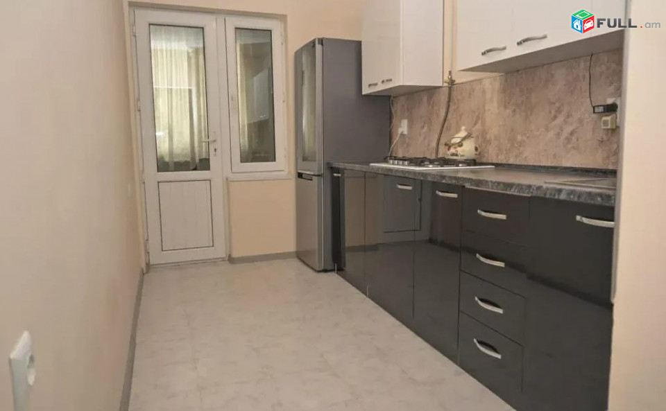 Կոդ 0055441  Լենինգրադյան փողոց 2 սեն. բնակարան