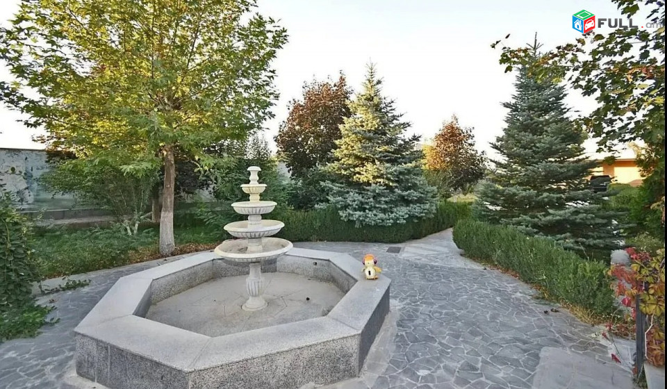 Կոդ 0055481  Երկու հարկանի քարե տուն Վահան Տերյան 3-րդ փողոցում Ավանում, 500 ք.մ., 3+ սանհանգույց, մեծ հողամաս