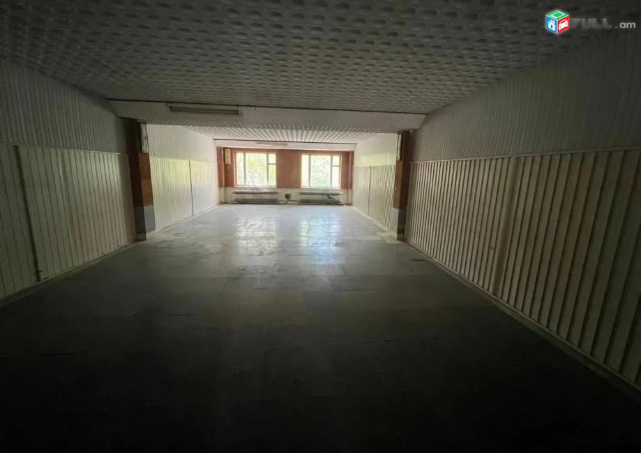 Կոդ KM884   Շենք Ֆուչիկի փողոցում Աջափնյակում, 1800 քմ