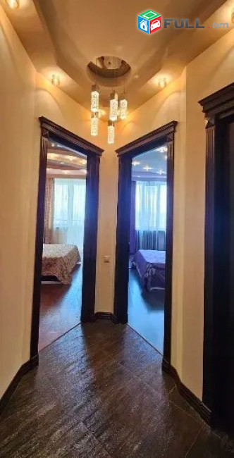 Կոդ KM892  Նաիրի Զարյան փողոց  3 սեն. բնակարան նորակառույց 